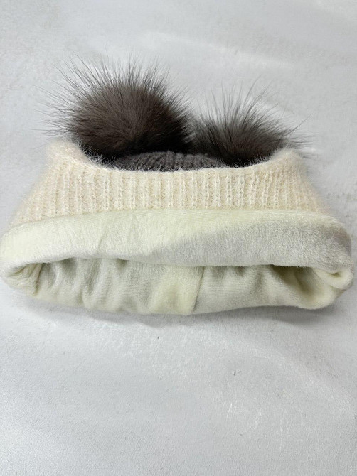 Шапка детская зимняя с натуральными помпонами песца Харьков - изображение 6