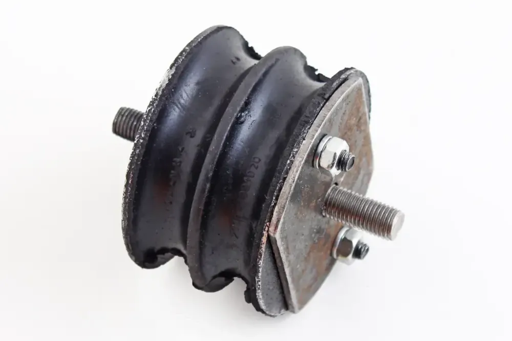 Подушка двигателя 2101 в сборе Sonatex Винница - изображение 1