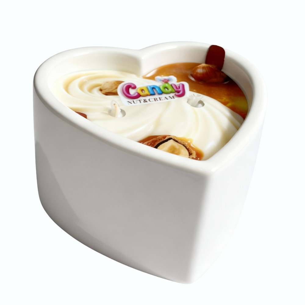 Масажна свічка з ароматом горіхового крему Candy Nut Cream у формі серця, 70 мл Sex Aura Київ - фото 1