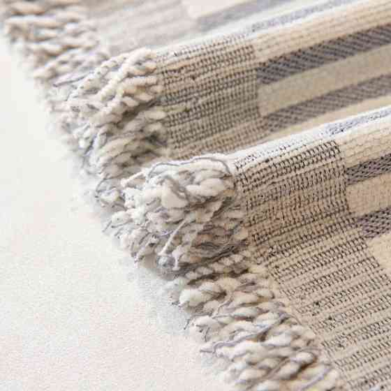 Плед покрывало для дивана и кровати,чехол накидка для мягкой мебели 180х230 см,бело-серый с узором Каменец-Подольский