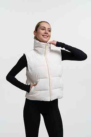 Жіноча жилетка коротка Безрукавка жилет Lola з кишенями весна осінь без капюшона укорочена біла M-L Одеса