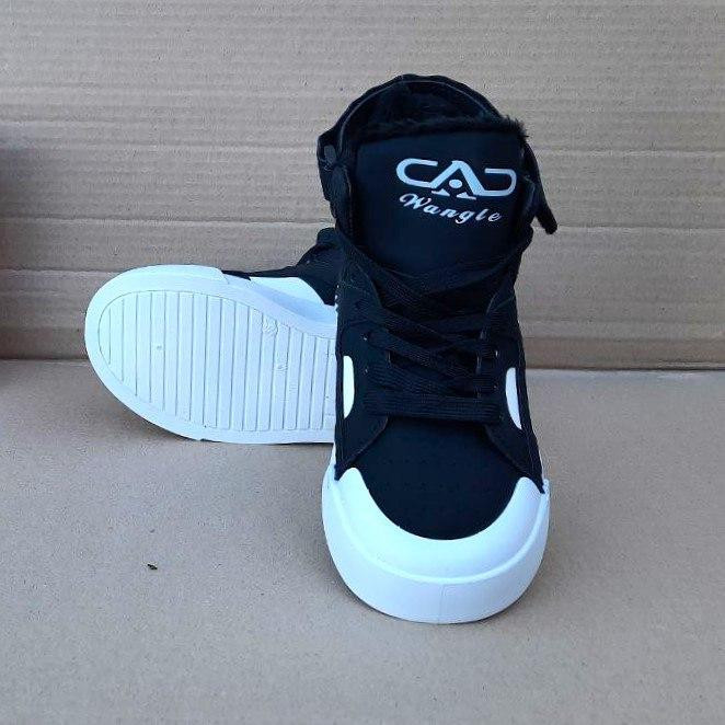 Зимові жіночі Кросівки на хутрі Чорні Снікерси Черевики (розміри: 36,39,41) Дніпро - фото 9