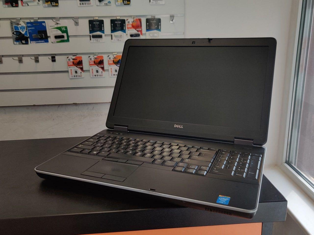 Ноутбук Asus ROG (GL551J) б/у в гарному стані Київ - фото 3