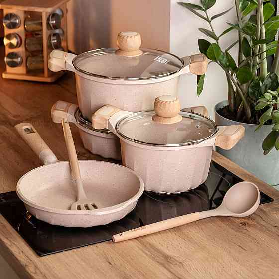 Набор посуды: 3 кастрюли и сковорода с лопаткой и половником Киев