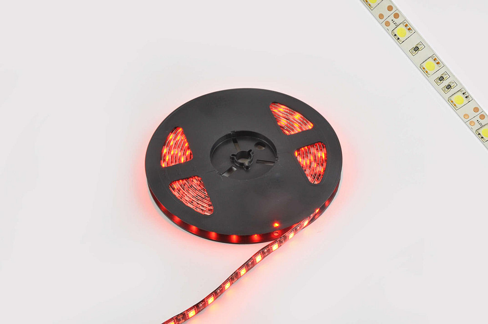 Стрічка світлодіодна SMD 5050 (червона, вологостійка, 60 кріст/1м, бухта 5м) Київ - фото 1