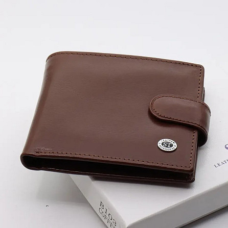 Коричневе чоловіче портмоне з натуральної шкіри з фіксацією ST Leather ST103 Київ - фото 1