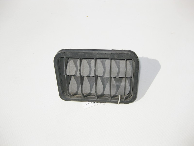 Mercedes-Benz  A2038300142 Вентиляційний клапан на задньому крилі C-Class W203 CLC Sportcoupe C203 C209 SLK R171 V-Class W447 Vito W639 Одесса - изображение 3