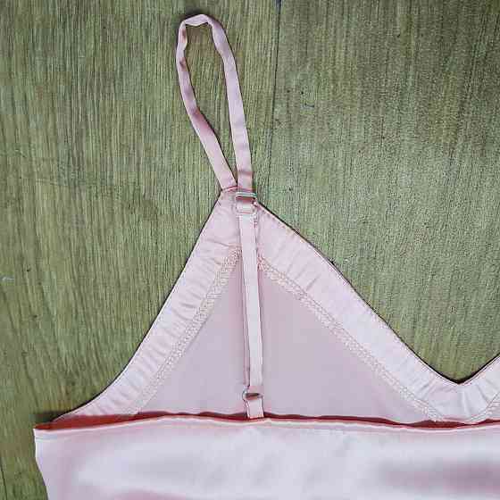 Женская ночная рубашка шелковая на регулируемых бретельках Пудровый XS Харьков