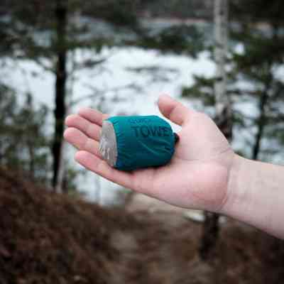 Туристическое полотенце Naturehike MJ01 Ultralight NH19Y001-J 80 см х 40 см смарагдовий (6927595735824) Винница