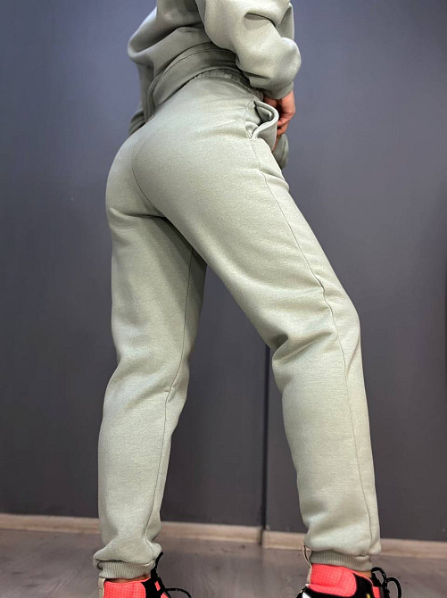 Штаны женские Pepper&mint 24-13 спортивные джоггеры резинка на талии утепленные оливковые, оливковый, S Киев - изображение 2