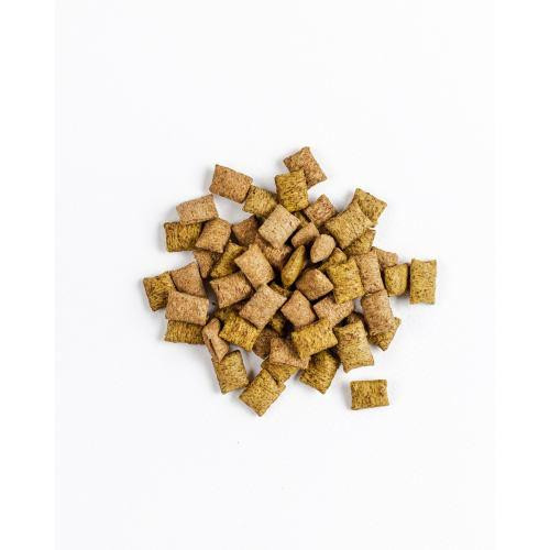 Хрумкі ласощі Savory Snack Подушечки для вибагливих котів, з куркою та сиром, 60 г Київ - фото 2