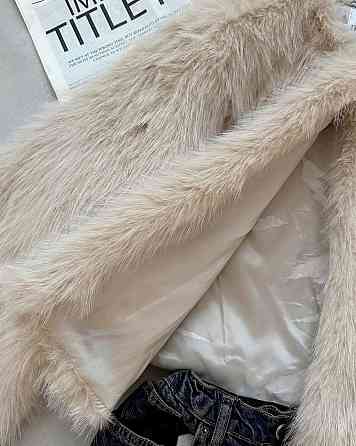 Женская укороченная оверсайз шуба без воротника искусственный мех Бежевий Одесса