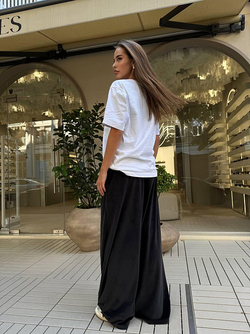 Женские базовые объемные брюки в стиле оверсайз турецкий велюр Одесса - изображение 7