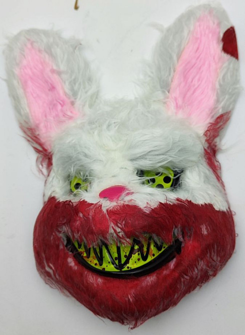 Маска кривавий кролик Луцьк - фото 1