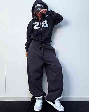 Женский теплый стильный костюм двойка: укороченное худи и штаны трехнитка на флисе 46/48 Одесса