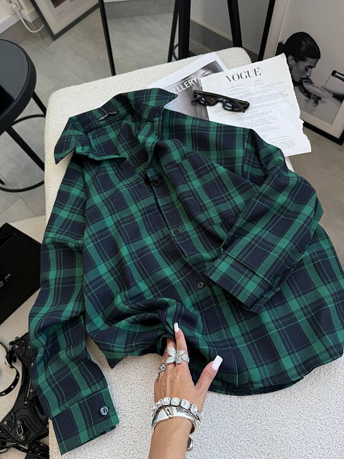 Женская классическая рубашка в клетку оверсайз кроя костюмный тиар Одесса - изображение 2