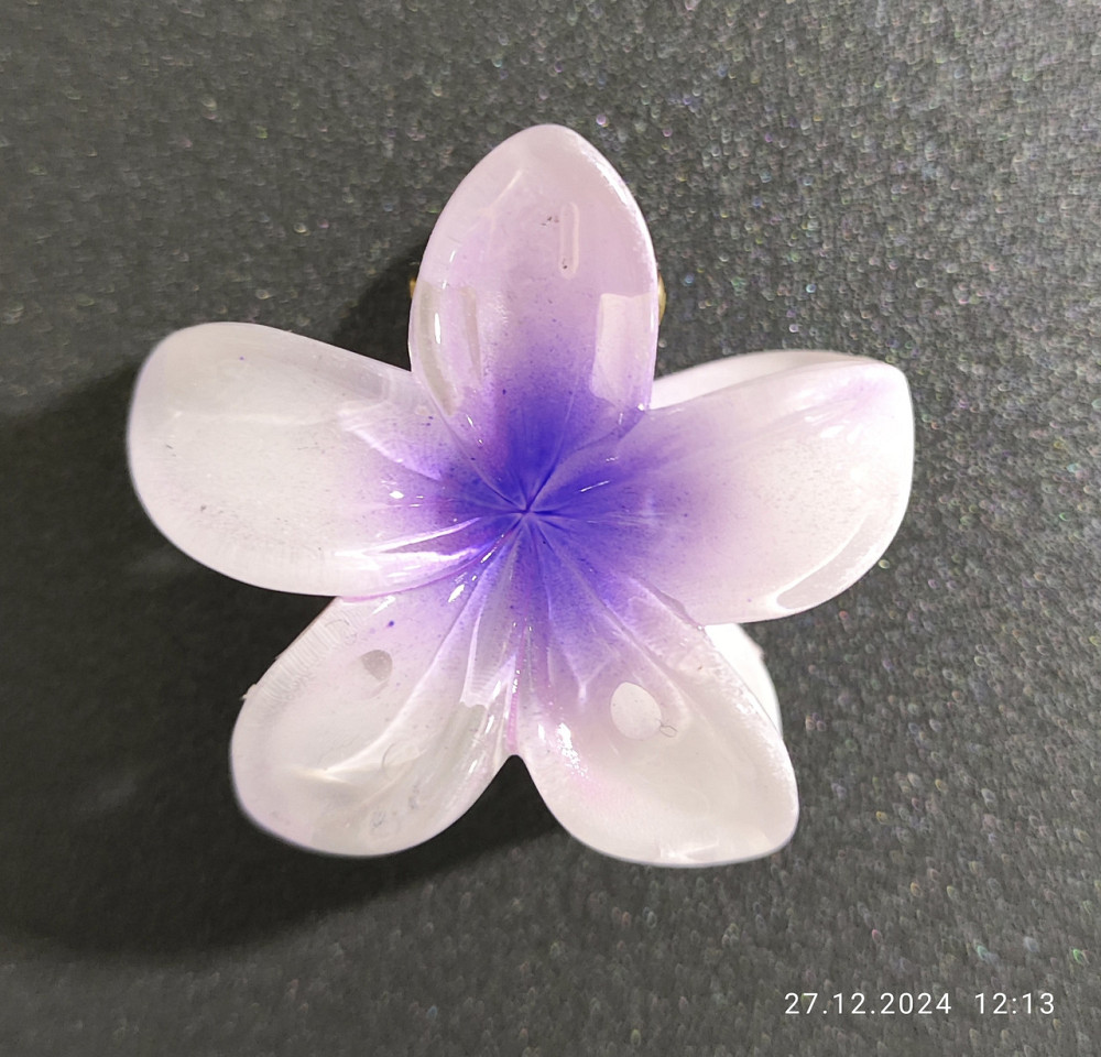 Заколка-крабік квітка маленька Білий з фіолетовою серединкою Смела - изображение 1