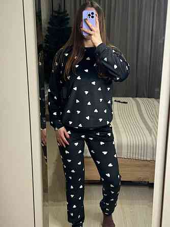 Женский уютный домашний костюм двойка с сердечками турецкий плюш-велюр Черный, 50/52 Одесса