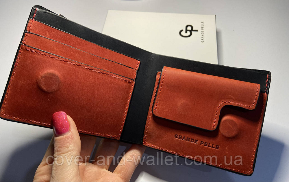 Стильный мужской кошелек из винтажной кожи на магнитной застежке Grande Pelle 50511060 чёрный с красным Киев - изображение 9