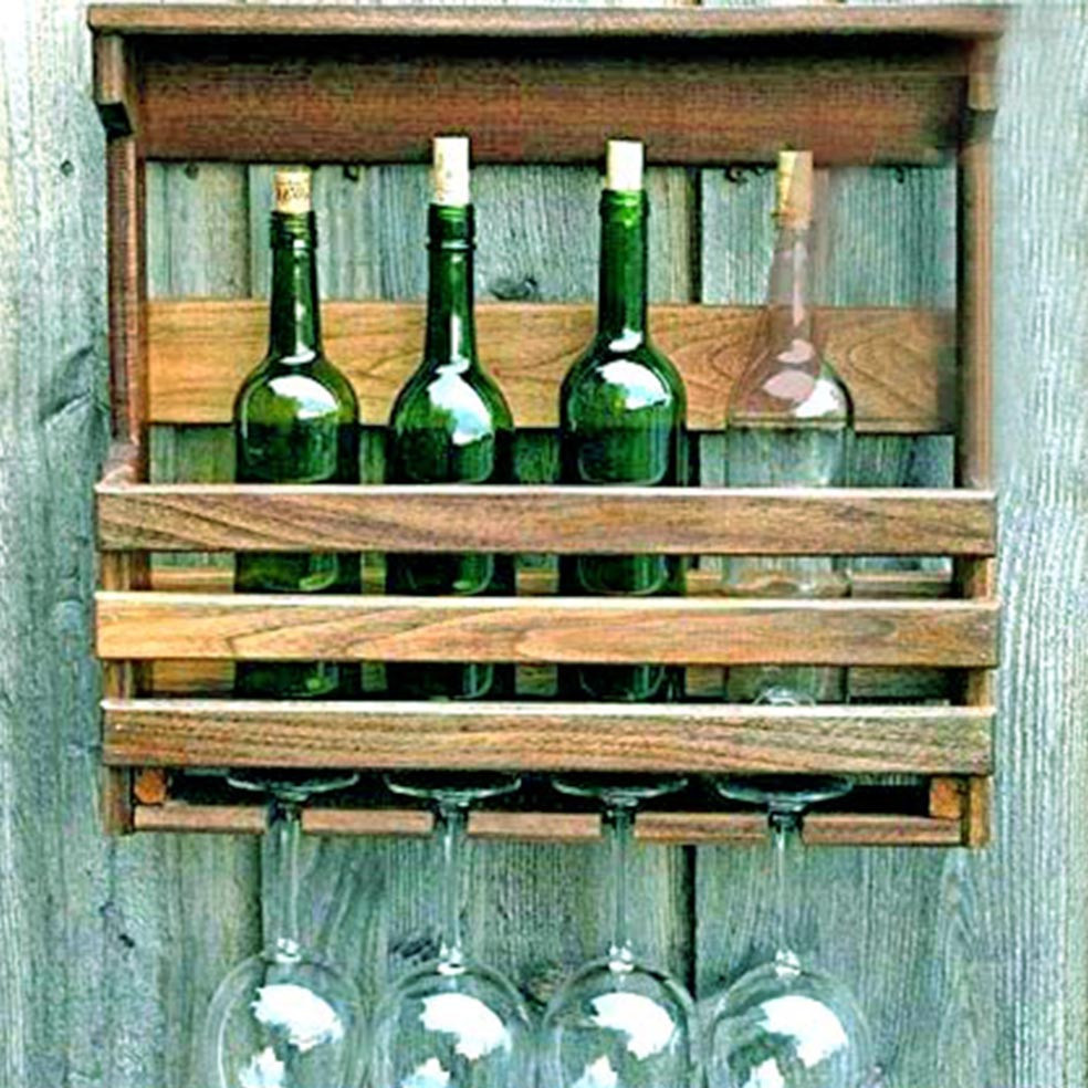 Настенная винная полка 