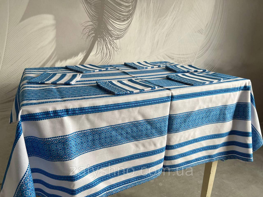 Голубая  вышитая скатерть с салфетками на хлопке Киев - изображение 3
