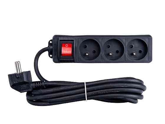 Подовжувач електричний "Keltin" побутовий IP20 із заземленням і вимикачем  3 метра 3 гнізда чорний Стрий