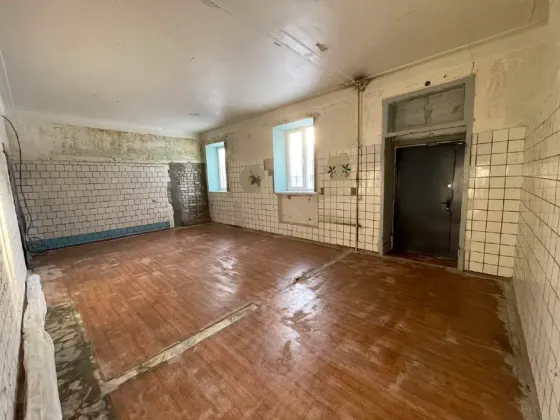 Аренда магазина на ЖМ Северный красная линия с отдельным входом (улица Семфорна) Днепр