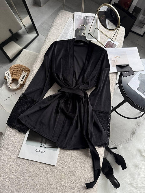 Жіночий стильний романтичний велюровий халат + мереживо Чорний Одеса - фото 7