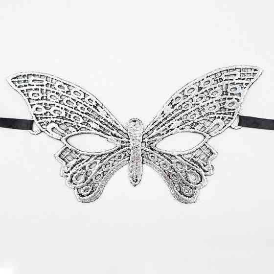 Карнавальна маска жіноча Метелик 23 на 11 см сріблястий Київ