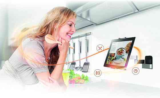 Настенное крепление для планшета Vogel's TMS1030 универсальное 7–13