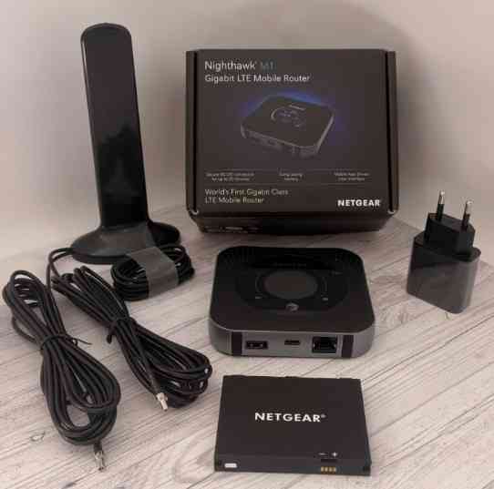 Мобильный 4G WiFi роутер Netgear MR1100 (M1) Б/У + Автомобильная 4G MiMo антенна 16db. Харьков