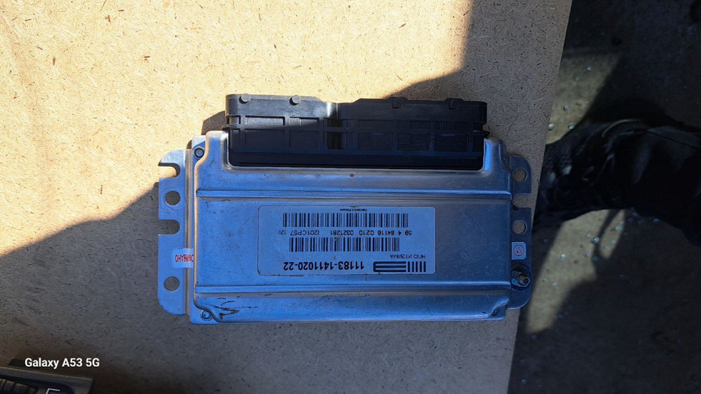 Блок управления двигателем ВАЗ Калина (2004–2013) Киев - изображение 1