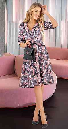 Красивое платье с шалевым воротничком (44) Киев