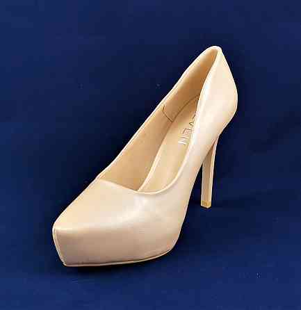 Жіночі Бежеві Туфлі на Каблуку Шпильке Лакові Модельні (розміри: 36,37,38,39,40) - 16-5 Дніпро