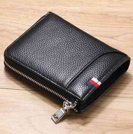 Мужской кожаный кошелек Leather Collection (2769) Киев