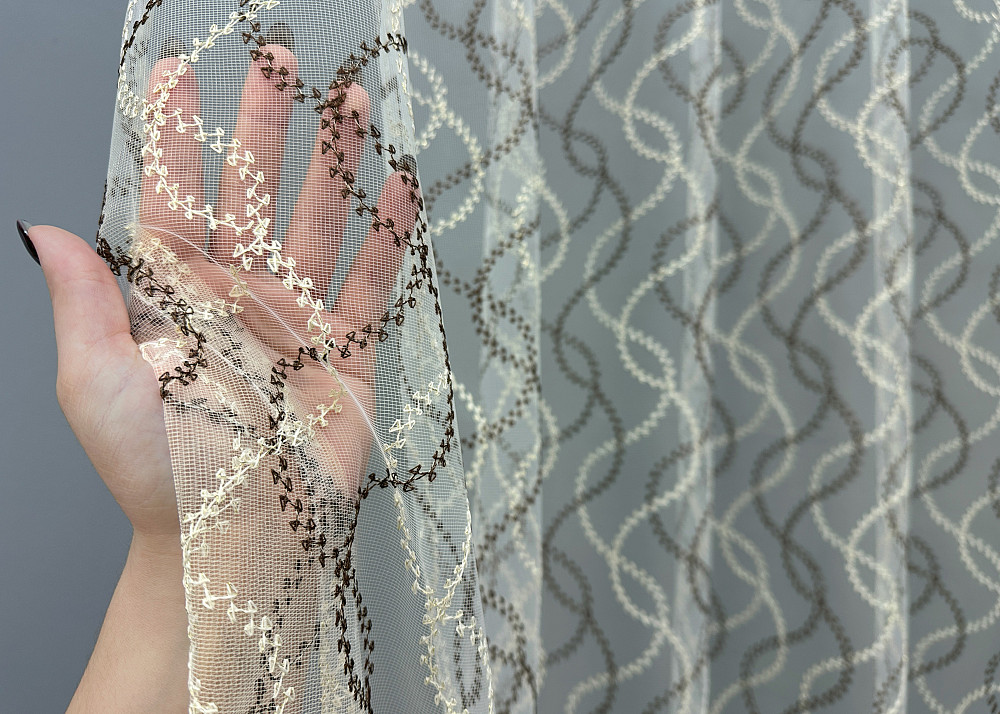 Тюль VR-Textil 1832т Фатин с вышивкой и люрексом Молочный с венге 300х270 см (40-190) Киев - изображение 4