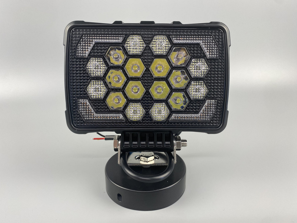 Фара LED квадратна 18 Led chip 12/24V. Широкий промінь + DRL світло + стробоскоп, світло 6500 К, IP67 Мукачево - фото 9