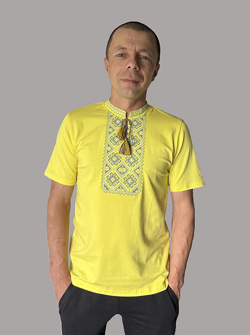 Футболка вишиванка світло-жовта з блакитно-жовтим орнаментом 3XL Київ - фото 1