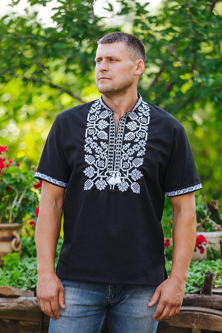Вышиванка льняная, мужская, чёрная с коротким рукавом, весенняя летняя 60 Киев - изображение 1