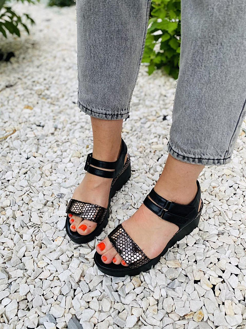 Olli Босоніжки жіночі чорні + квасоля OLLI 3-56274 літні / Шкіряні босоніжки на танкетці 37-39 Коломыя - изображение 7