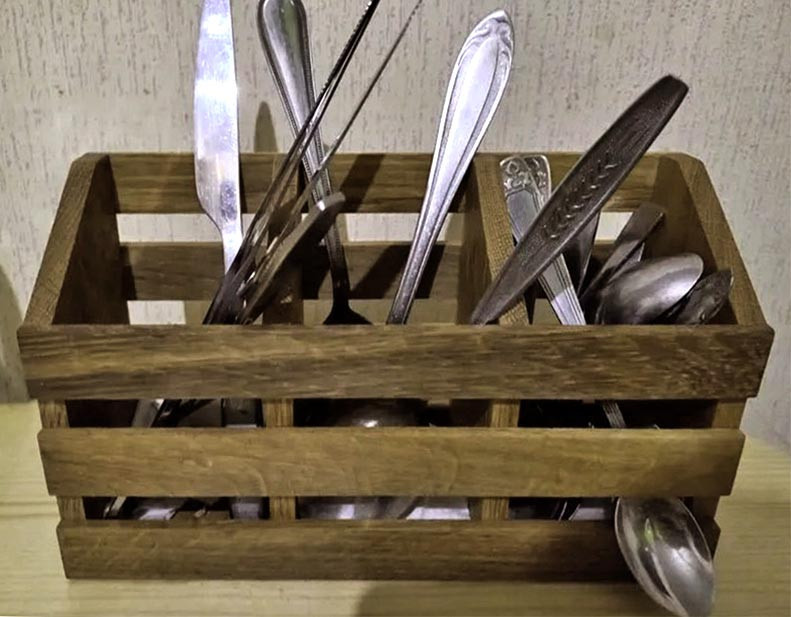 Подставка для столовых приборов 