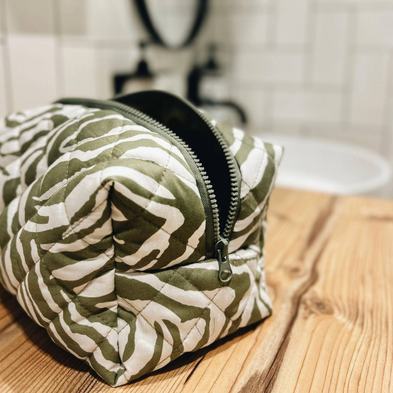 Большая женская хлопковая косметичка Зебра 24x13x13 см (Хаки) Сумы - изображение 3