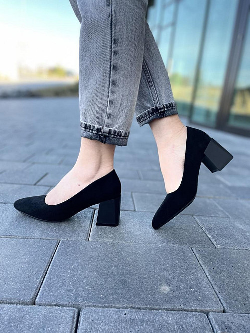 VIKA Туфлі жіночі VIKA чорні еко-замша каблук 6см розміри 36-40 (4925) Коломия - фото 8