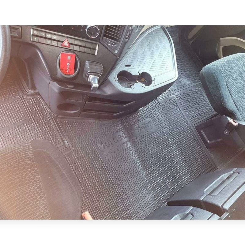 Килимки Мерседес actros 2011-2018 (плоска підлога) борт 2,5см, з перемичкою салону Мукачево - фото 3