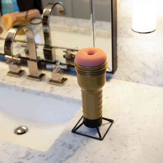 Подставка для просушивания мастурбатора Fleshlight Drying Rack - Screw Dry, черный Sex Aura Киев