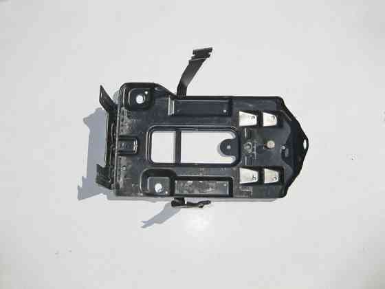 Mercedes-Benz  A2216201018 Кронштейн АКБ у моторному відсіку S-Class W221 Одесса