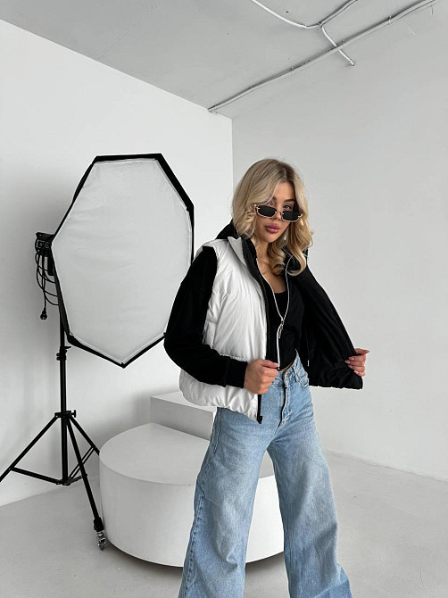 Жіноча двостороння жилетка з кулісками з боків і кишенею плащівка емі + силікон Чорний, 46/48 Одеса - фото 10