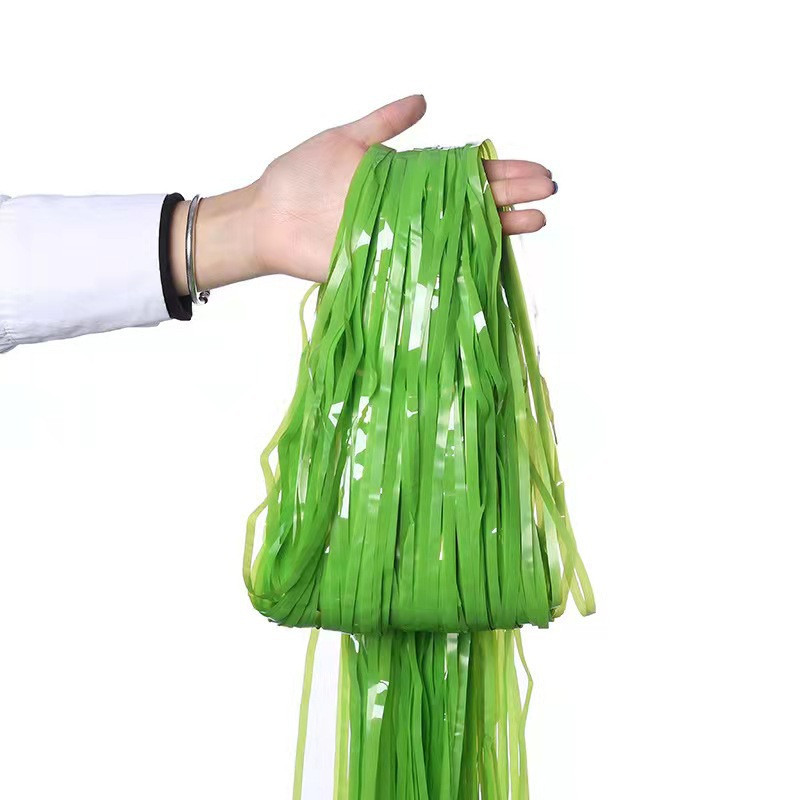 Блискучий дощик для фотозони 2 м на 1 м салатовий Київ - фото 1