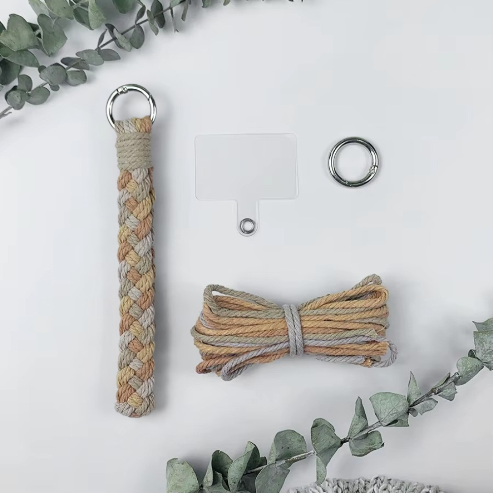 Набір макраме для в'язання і плетіння брелока «Косичка» для ключів світло-сірий, сірий, бежевий, коричневий Кам'янець-Подільський - фото 1