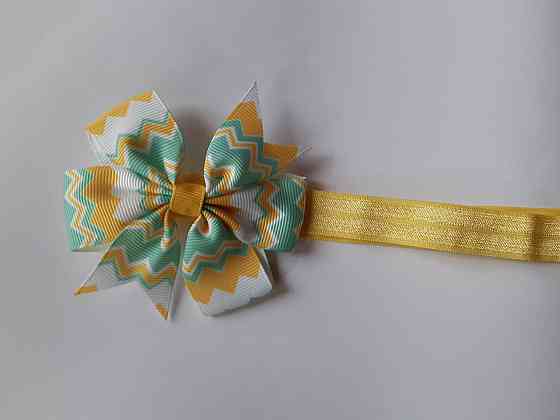 Разноцветная детская повязка на голову для ребенка желтая - размер универсальный (на резинке), бантик 8см Киев